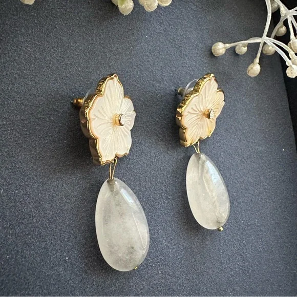 Mignonne Gavigan White Paloma Drop Earrings - Picture 8 of 12